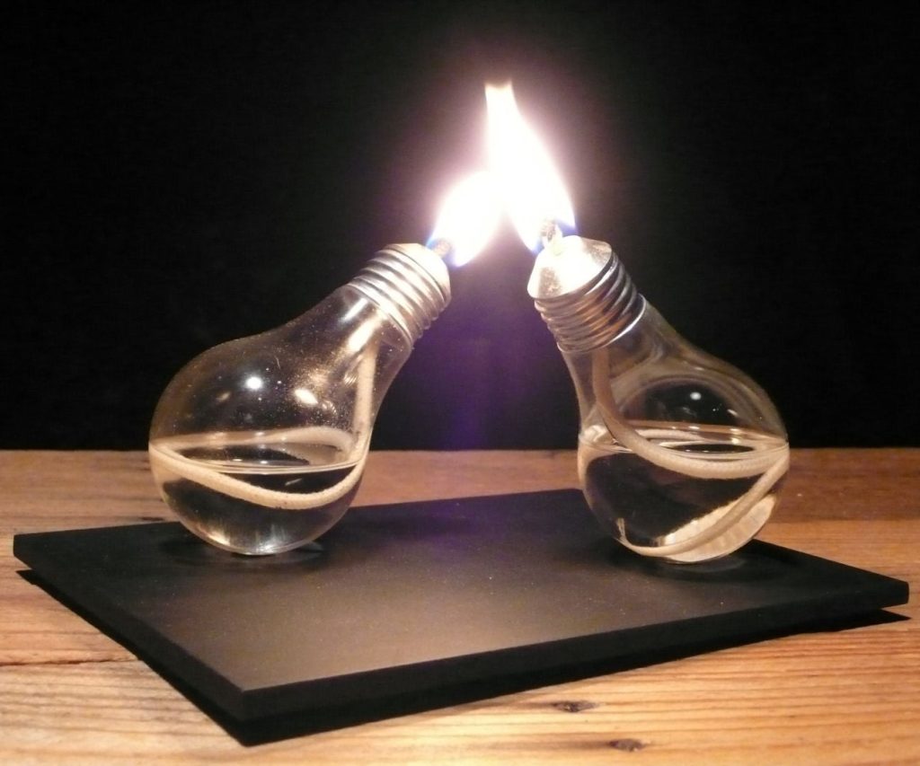  Old Light Bulp Oil Lamps